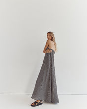 Load image into Gallery viewer, Dissh Mila Linen Midi Dress