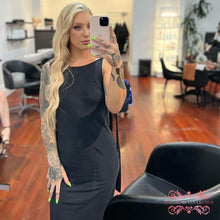 Load image into Gallery viewer, Caitlin Crisp Wilmer Dress (Black)