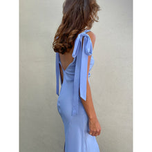 Load image into Gallery viewer, Caitlin Crisp Wilmer Dress (Blue)
