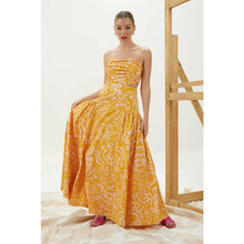 Load image into Gallery viewer, Mon Renn Monarch Dress
