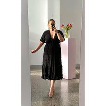 Load image into Gallery viewer, Ruby Mirella V-Neck Dress (Black)