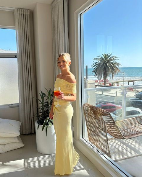 benni yellow dress Benni Nico Off Shoulder Maxi Dress (Butter) – Wardrobe Collective NZ
