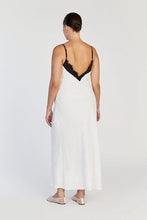 Load image into Gallery viewer, Dissh Hazel Linen Midi
