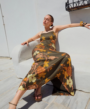 Load image into Gallery viewer, Hansen and Gretel Peony Maxi
