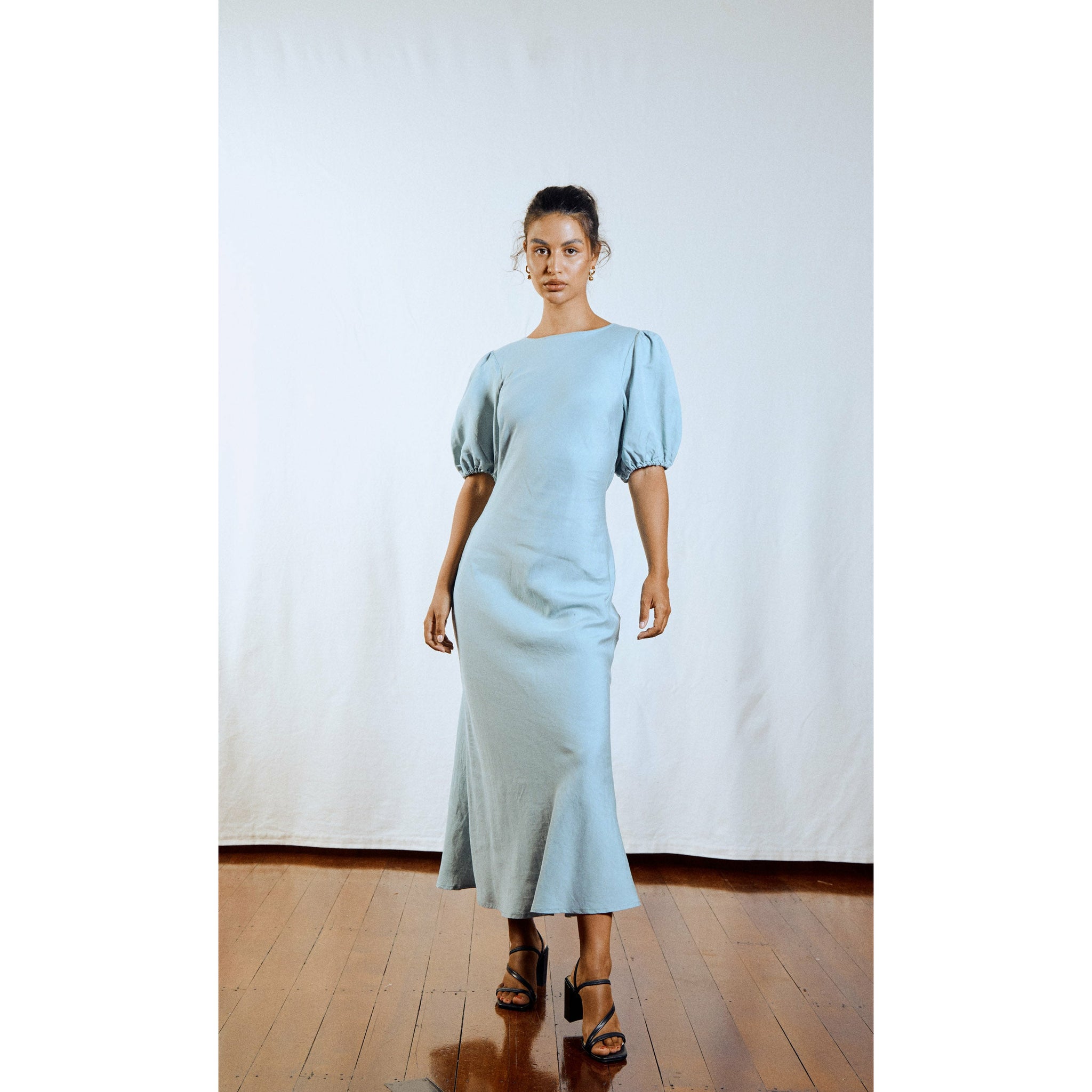 Ruby Kendall Linen Dress#N#â Wardrobe Collective NZ